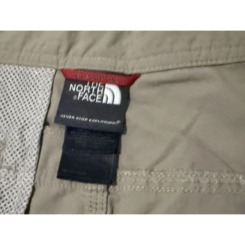 The North Face Shorts Mens 40 Beige Ripstop Cargo Pocket Hiking Outdoor‎ Nylon